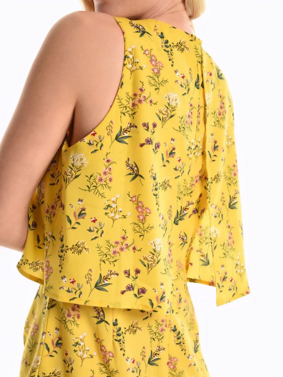 Short floral jumpsuit