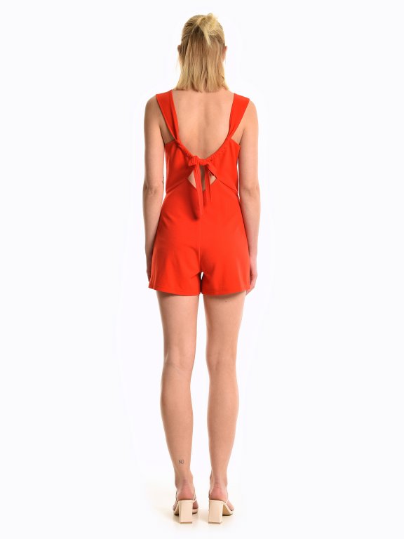Short jumpsuit with ruffles