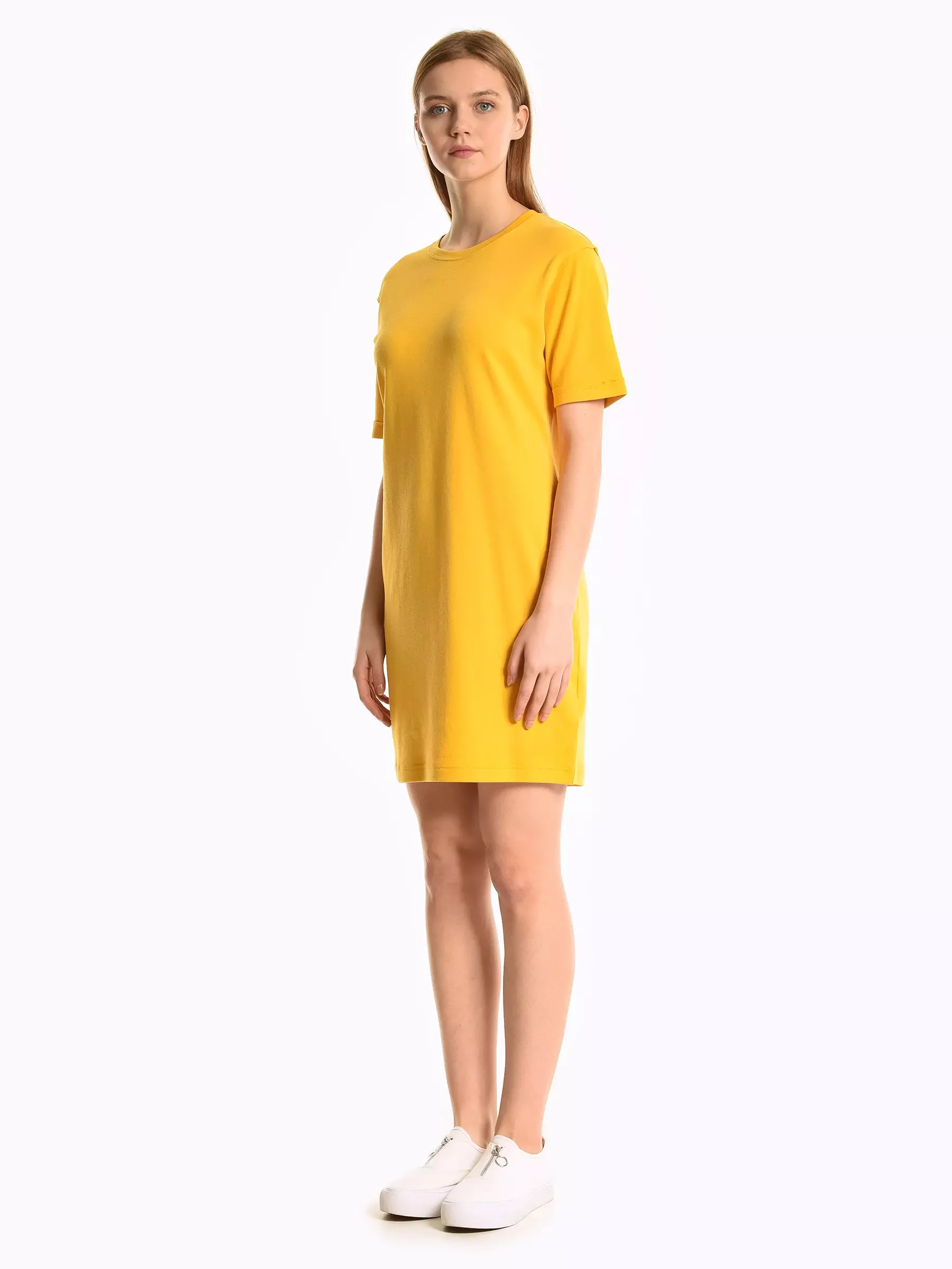 Oversized T-shirt dress | GATE Oversized T-shirt dress | GATE