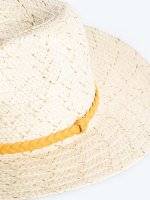 Panama hat with metallic fibre