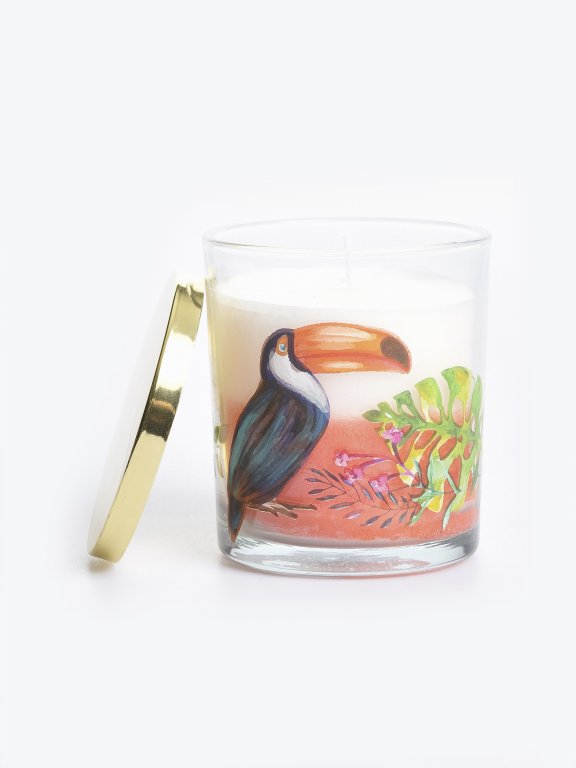 Tropical fruit scented candle