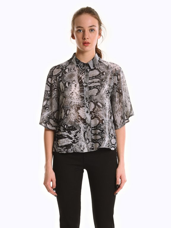 Loose fit printed blouse