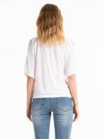 Cold shoulder t-shirt with print