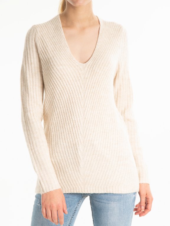 Рипсен пуловер с V образно деколте