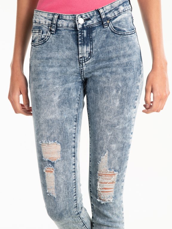 Damaged skinny jeans in snow wash | GATE