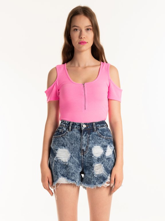 Cold-shoulder top with front zipper