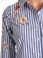 STRIPED SHIRT WITH FLORAL EMROIDERY