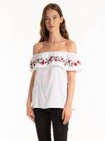 Ruffle top with embroidery