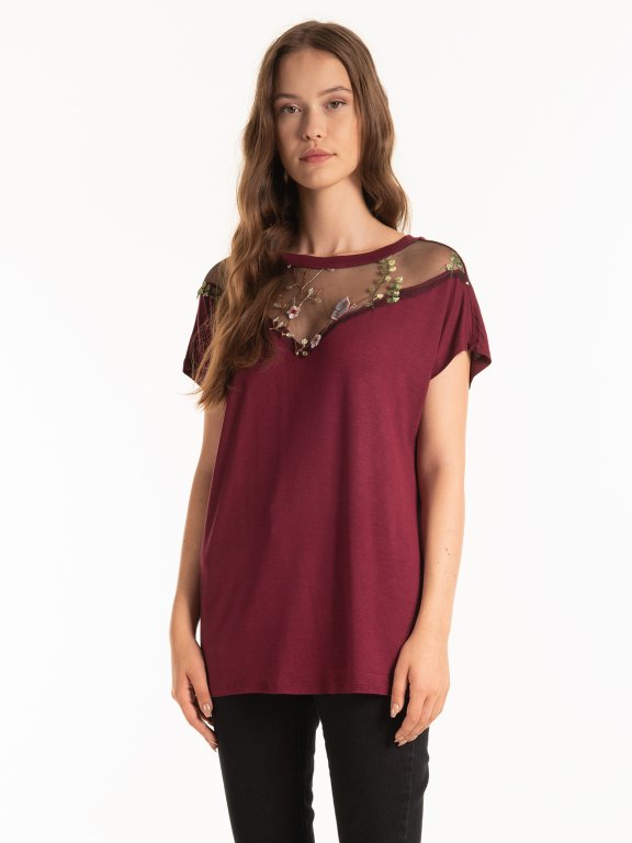 Embroidered t-shirt with mesh detail