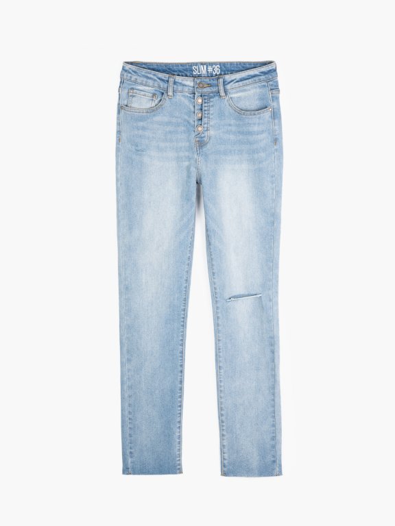 Slim jeans with cut on knee