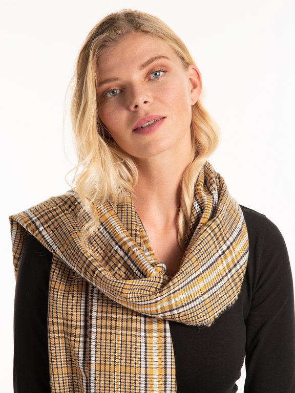Checked  scarf