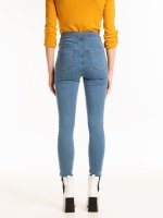 Basic high waisted skinny jeans