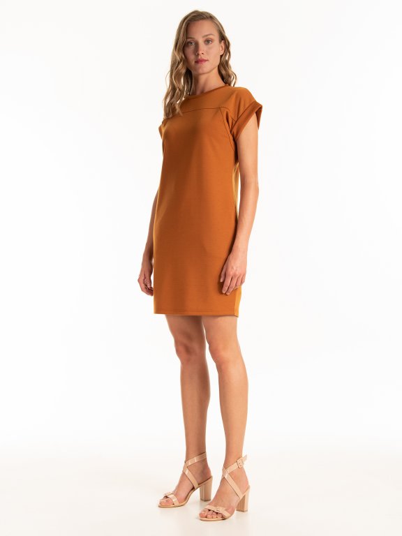 T-shirt dress with side pockets