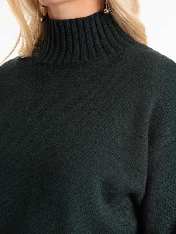 Pletený pulovr s vysokým límcem