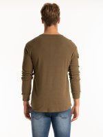 Waffle knit t-shirt with buttons