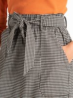 Kockovaná vrecová mini sukňa