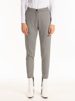Straight slim houndstooth pattern trousers