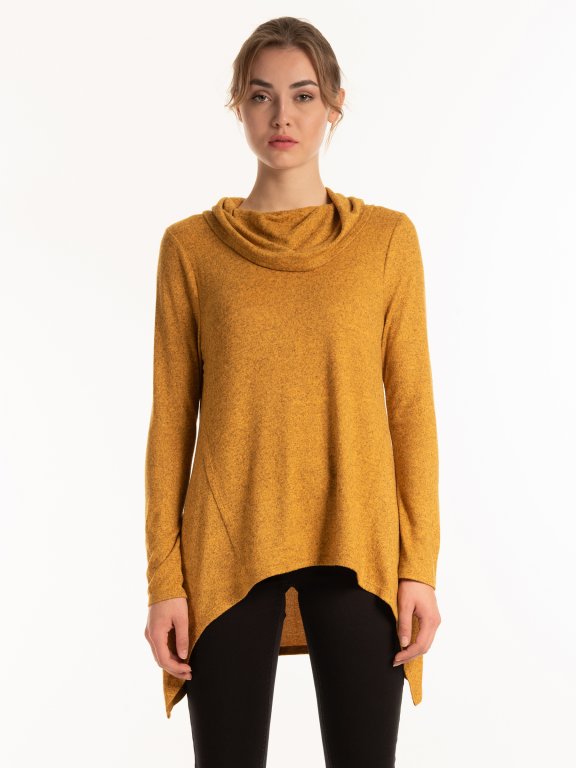 Funnel neck top
