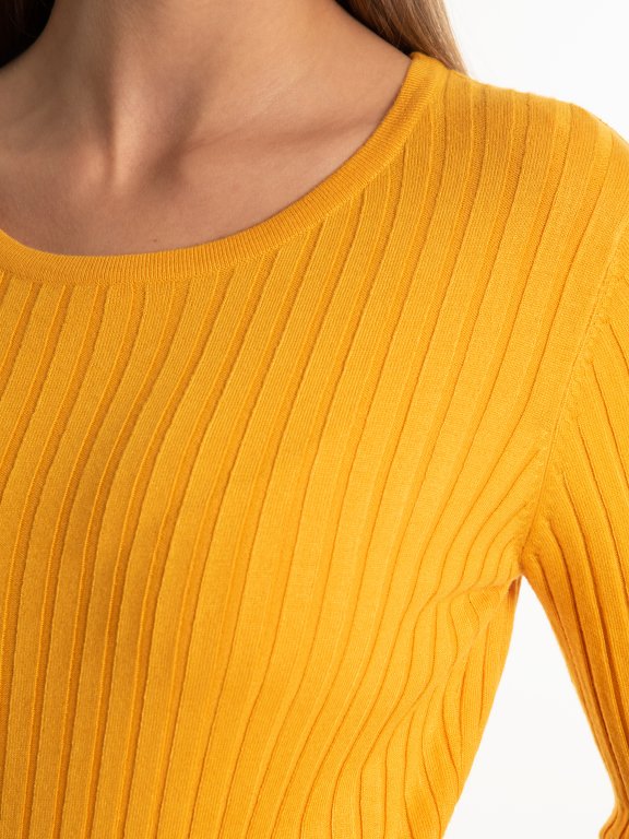 Jednoduchý žebrovaný pulovr