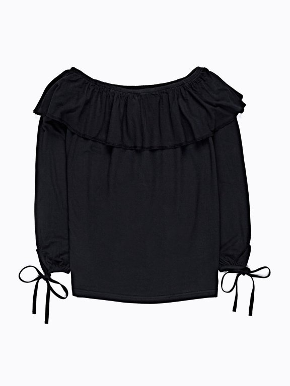 Off-the-shoulder ruffle top
