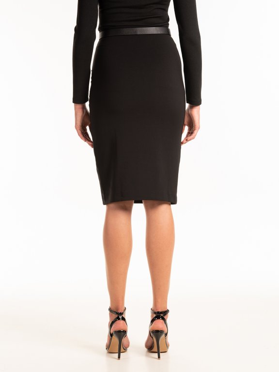 Bodycon skirt with creased detail