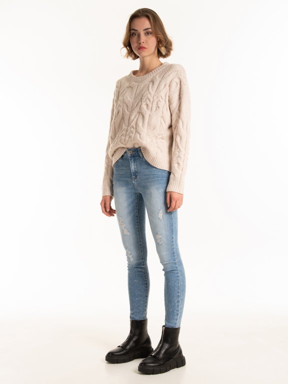 Cable-knit pullover