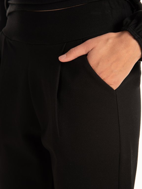 Elastické kalhoty rovného střihu