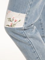 Mom fit jeans with patches