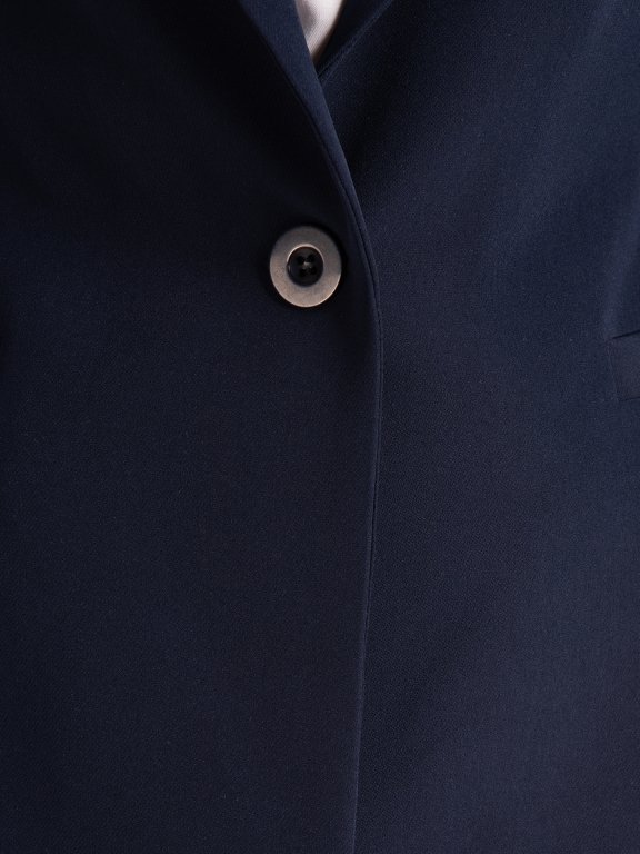 Single button blazer