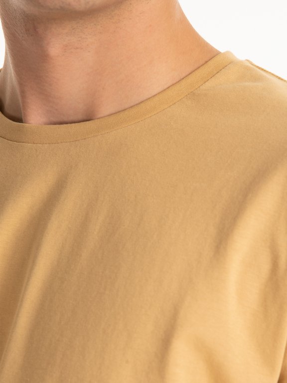 T-shirt o dopasowanym kroju ze stretchem