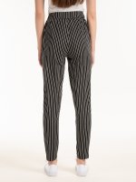 Striped elastic trousers