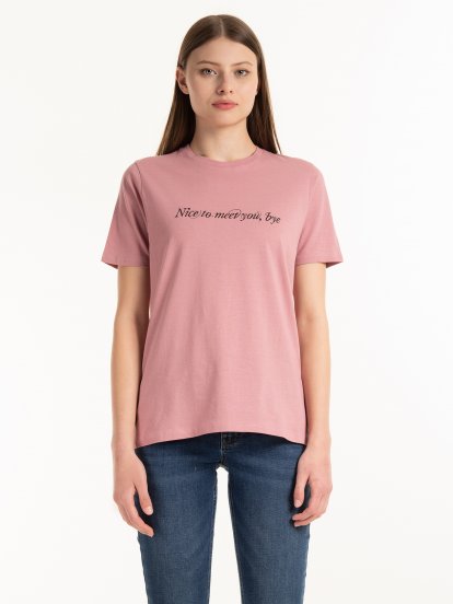 Cotton t-shirt with sloganprint