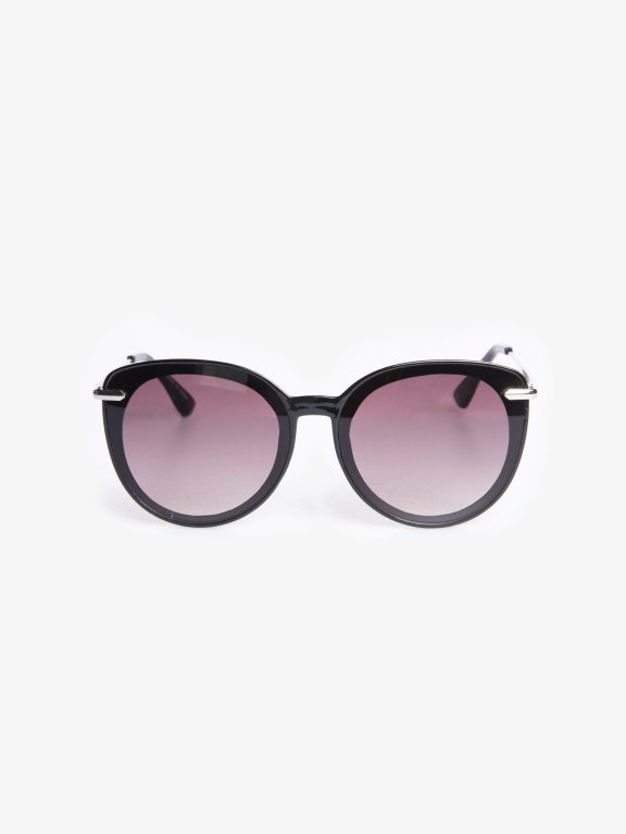 Cat eye sunglasses with rose gold details