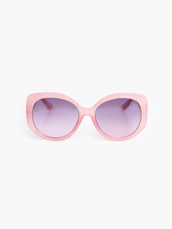 Big round pink sunglasses