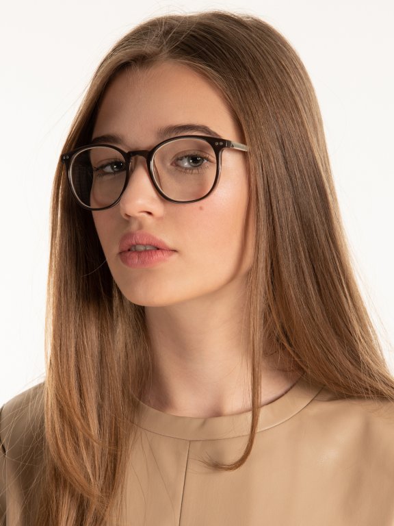 Glasses with transparent lenses