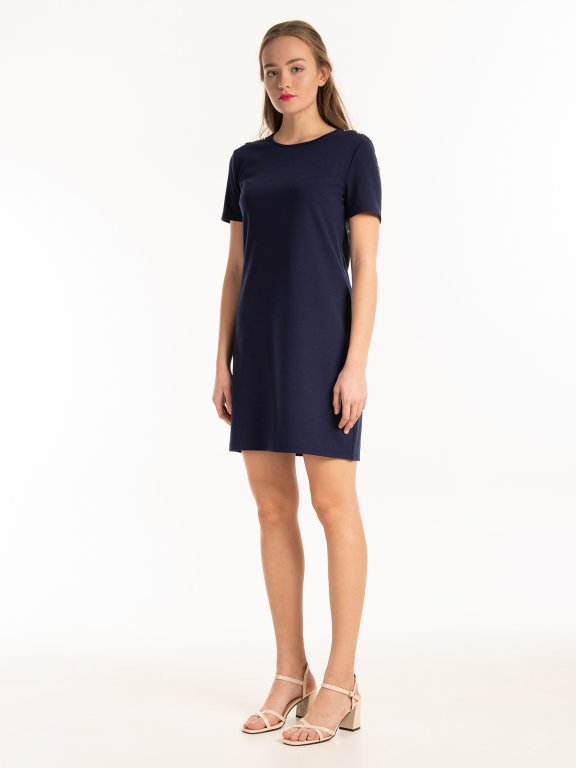 Plain dress with buttons