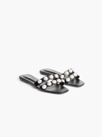 Slides with pearls
