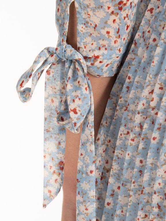 Kvetované šaty so skladanou sukňou