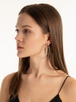 Hoop earrings with heart design
