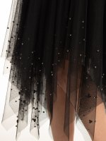Długa tiulowa spódnica z perełkami