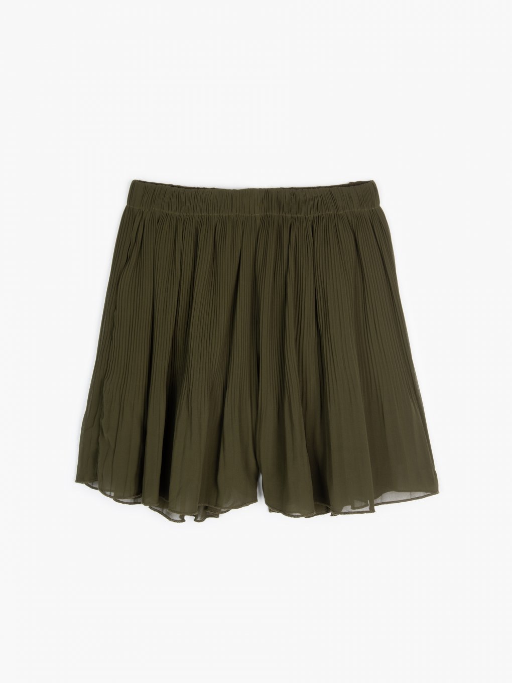 Pleated chiffon shorts