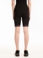 Cycling shorts with lace