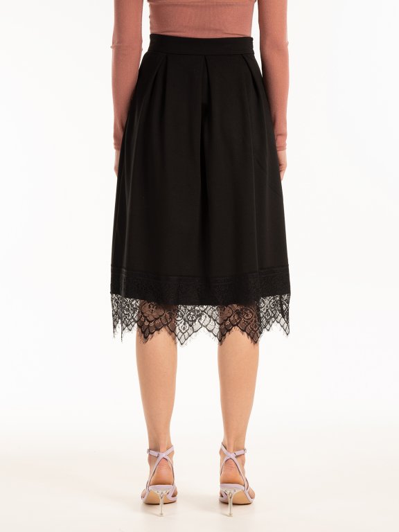 A-line skirt with lace