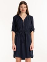 Plain dress with zipper