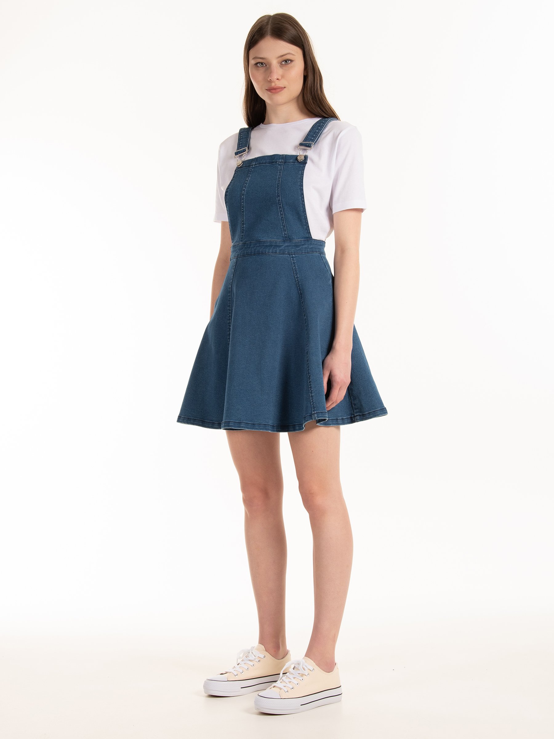 Denim Thigh Length Ladies Plain Blue Skirt Dungaree at Rs 960
