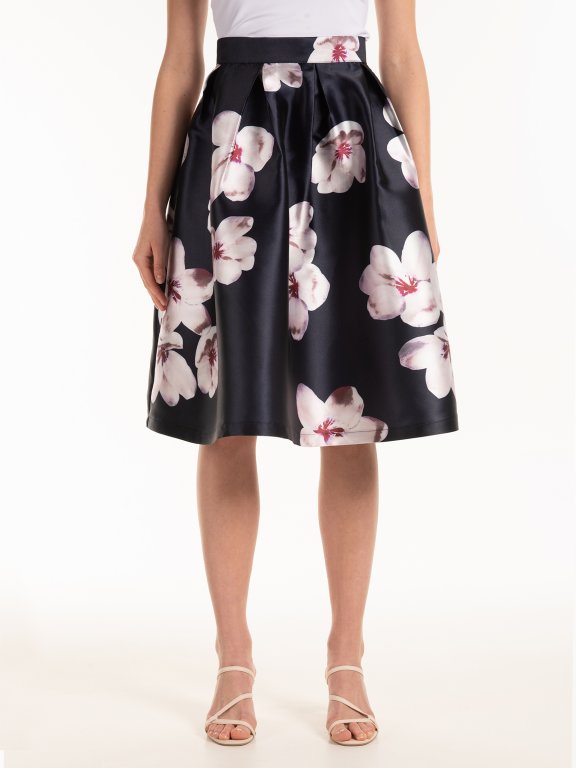A-line skirt with floral print
