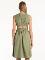 Cotton dress with back cut out
