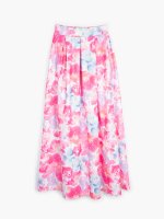 Dlhá sukňa s kvetovanovou potlačou