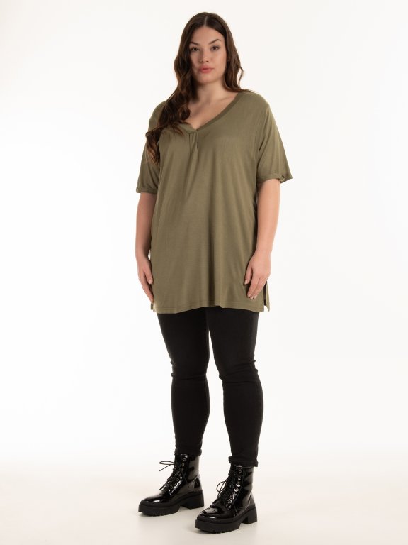 Oversize viscose top with buttons