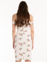 Ołówkowa sukienka z nadrukiem kwiatowym